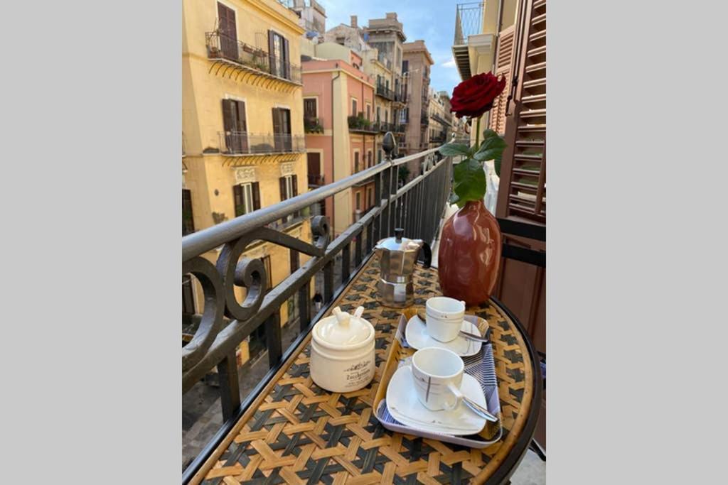 Casa Vacanze Antico Cassaro Palermo Exterior foto